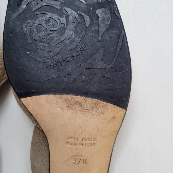 Taryn Rose Slip On Gold Sandals - Picture 9 of 9